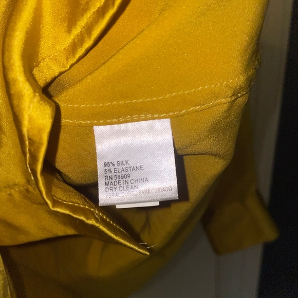 Antonio Melani Gold Yellow Silk Shirt Blouse size Small 4 / 6 - Picture 5 of 6